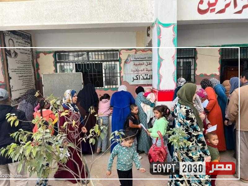 محافظ الإسماعيلية يتابع تقديم الخدمة الطبية للمواطنين في أولى أيام القافلة الطبية بالبعالوة