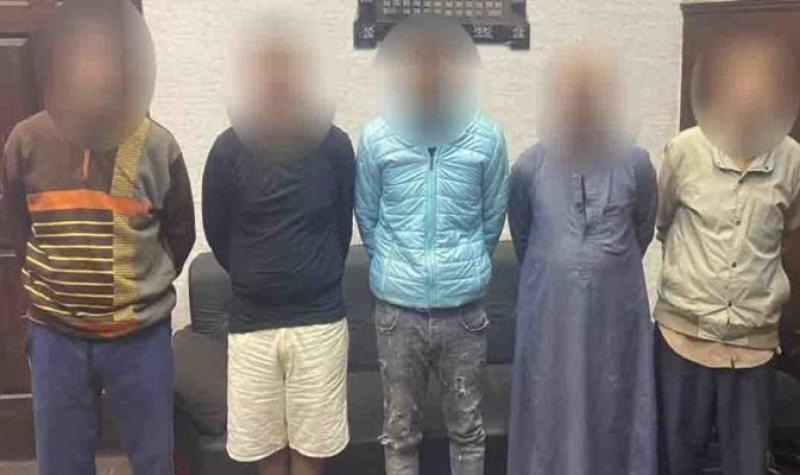 مسجل خطر و4 آخرين وراء مقتل سائق في الدرب الأحمر (صور)