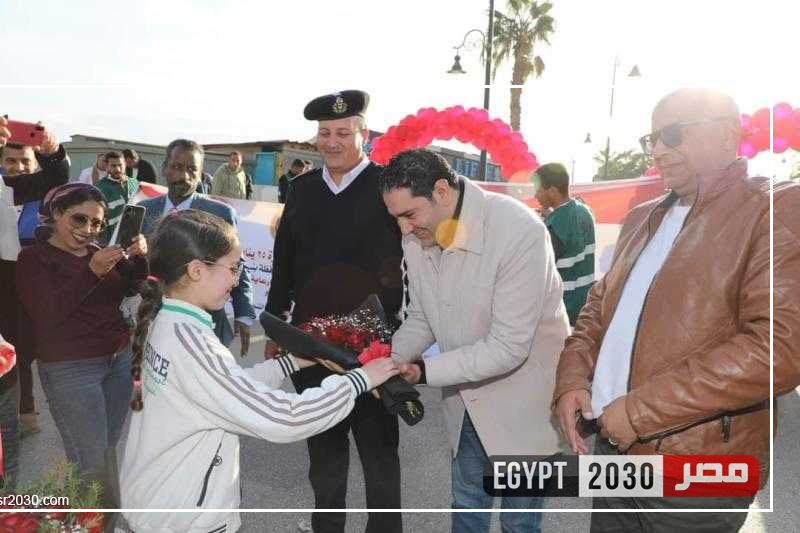 نائب محافظ بني سويف يطلق شارة البدء لمسيرة مشي