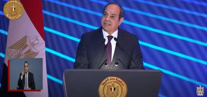لهذا السبب.. السيسي يدعو الحاضرين احتفالية عيد الشرطة بالوقوف دقيقة حداد