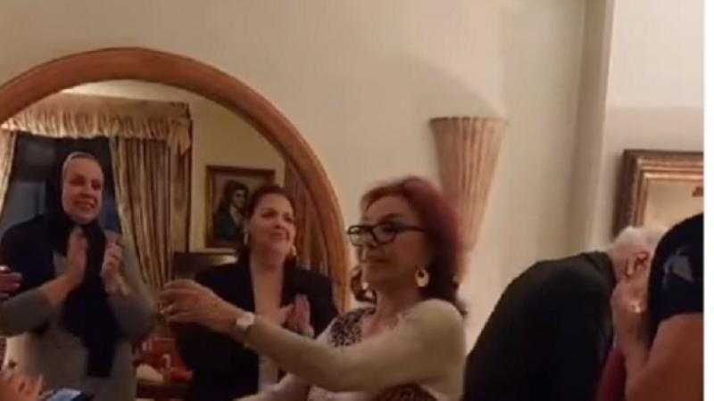 بالرقص على أغاني أفلامها.. نبيلة عبيد تحتفل بعيد ميلادها ”فيديو”