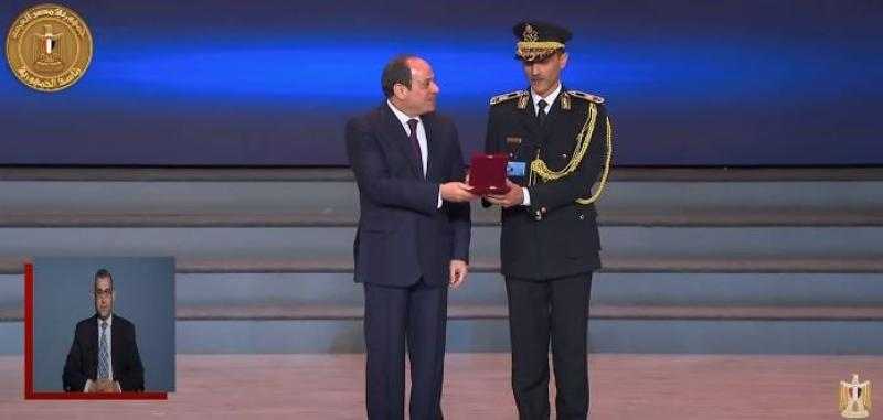 صحفي: عيد الشرطة نموذج للتضحية والفداء بأثمن ما يمتلكه الإنسان