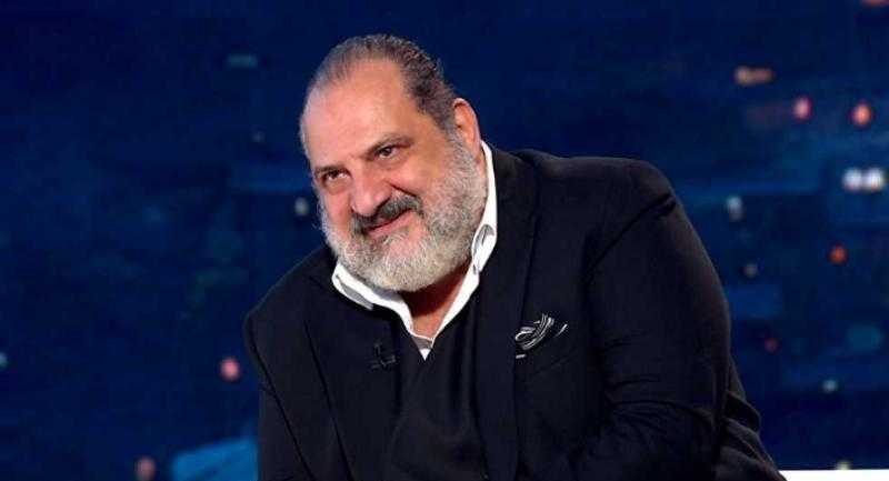 زوجة خالد الصاوي تكشف حقيقة تعرضه لوعكة صحية