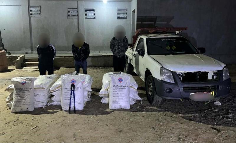 ضبط تشكيل عصابى سرق 27 بالتة من خام مادة الباراسيتامول 