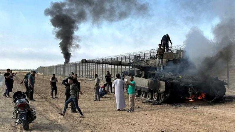 القاهرة الإخبارية: قصف إسرائيلي يستهدف عدة مناطق في خان يونس جنوبي قطاع غزة