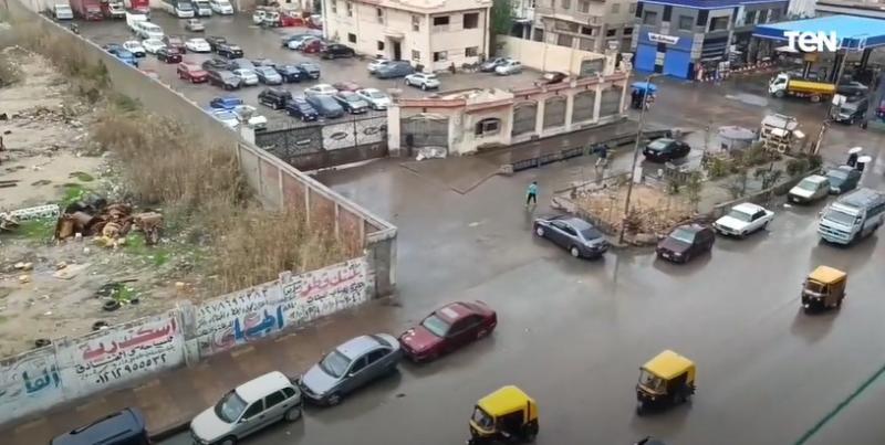 شاهد.. نوة الكرم تضرب شوارع الإسكندرية
