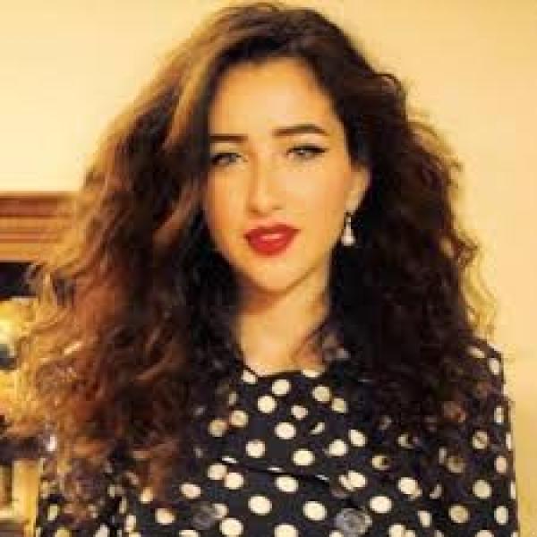 اليوم.. الحكم في قضية الفنانة التشكيلية غادة والي