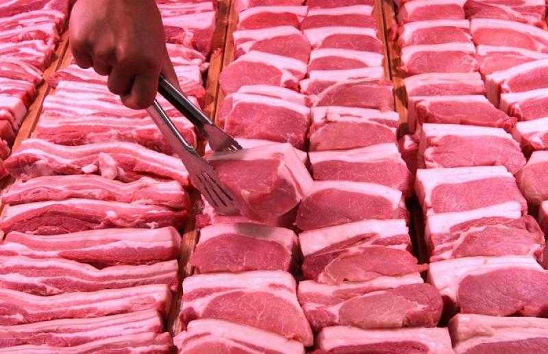 رئيس شعبة القصابين: «اللحمة أصبحت ذكرى جميلة عند المصريين».. فيديو
