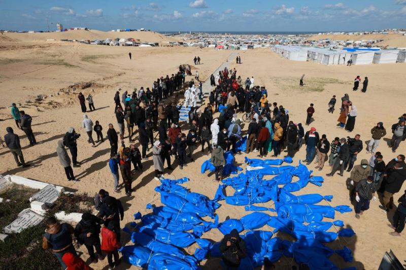 شاهد | موقف مثير لإسرائيل لتسلم جثث فلسطينيين سقطوا في غزة