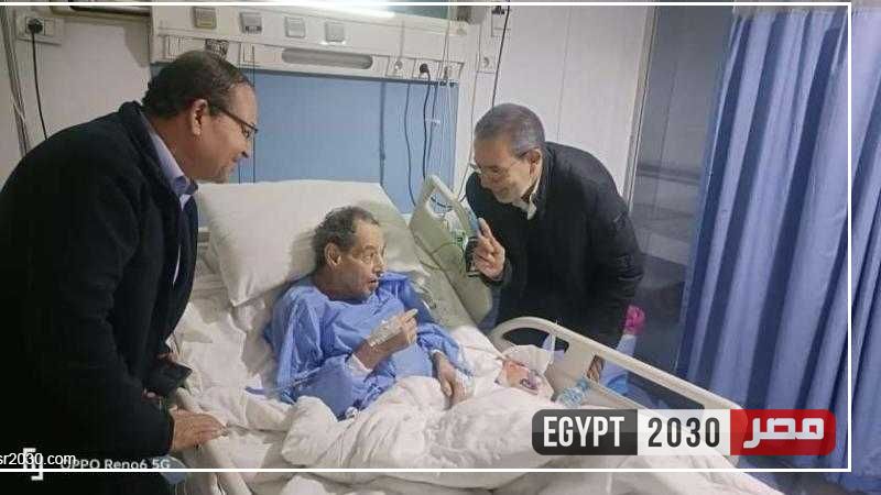 آخر مستجدات الحالة الصحية للشاعر مجدي نجيب بعد نقله إلى العناية المركزة
