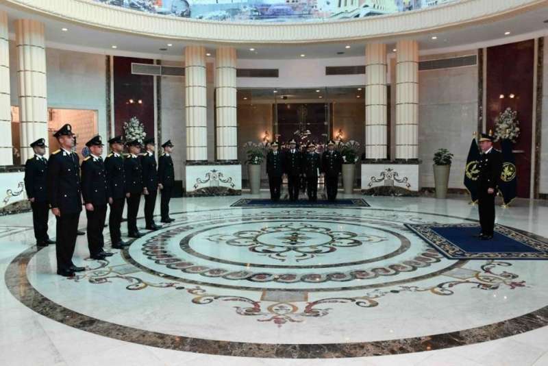 وزير الداخلية يصدق على تخريج طلبة الدور الثانى بكلية الشرطة 
