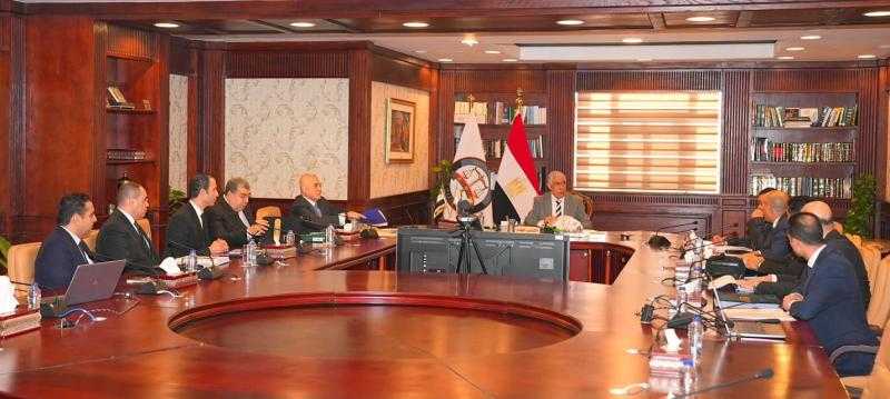 النائب العام يستقبل رئيس نيابة استئناف الإسماعيلية لعرض مسألة التصرف في المضبوطات وتنفيذ الأحكام l صور