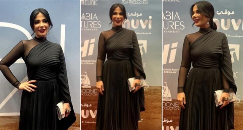 منى ذكي بإطلالة سوداء  من عرض فيلمها رحلة 404