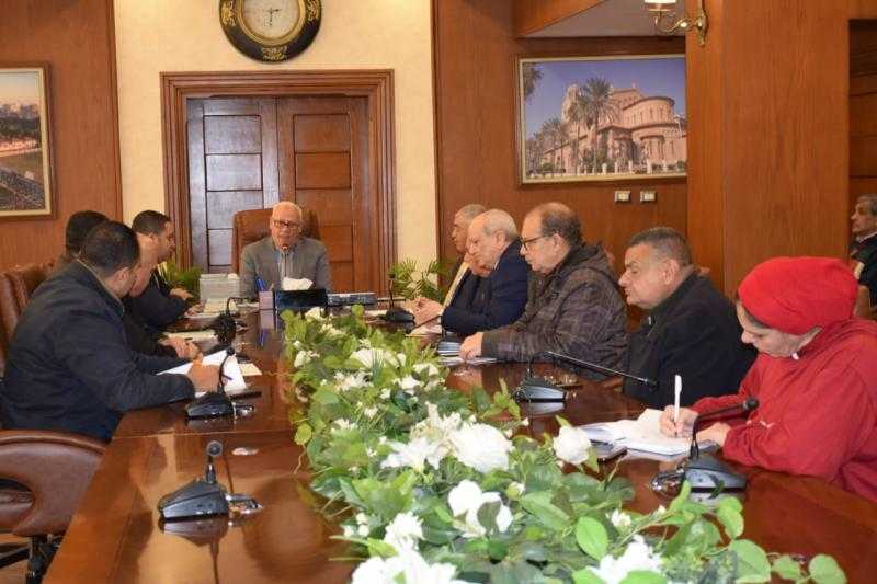 الغضبان يناقش مقترح إنشاء صومعة لتخزين الحبوب والغلال بميناء غرب بورسعيد
