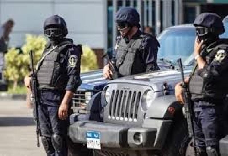 سقوط 15 بلطجي في قبضة الشرطة خلال حملات الأمن العام