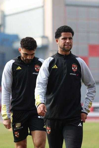 «انظروا من عاد».. الأهلي يحتفل بعودة رضا سليم للمشاركة في التدريبات