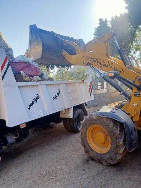محافظ أسيوط: رفع 505 طن مخلفات وتسوية وتمهيد طرق خلال حملات نظافة بـ 5 مراكز