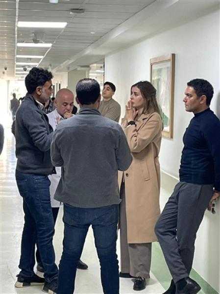 الصور الأولى لآسر ياسين وعائشة بن أحمد في ”بدون سابق إنذار”