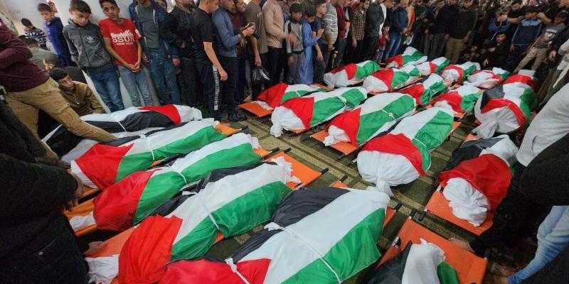 الهلال الأحمر الفلسطيني: استشهاد 43 شخصًا وإصابة 143 آخرين داخل مقر جمعيتنا بخان يونس