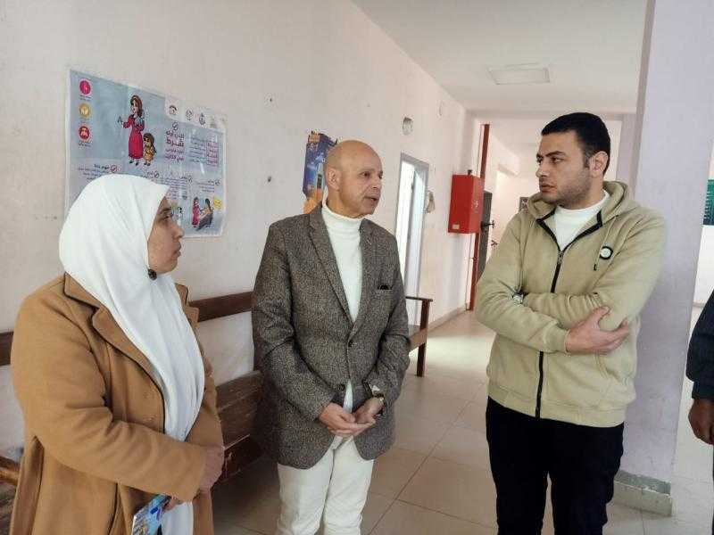 وكيل وزارة الصحة بالشرقية يتفقد الخدمات الطبية بالمركز الطبي بالحسينية