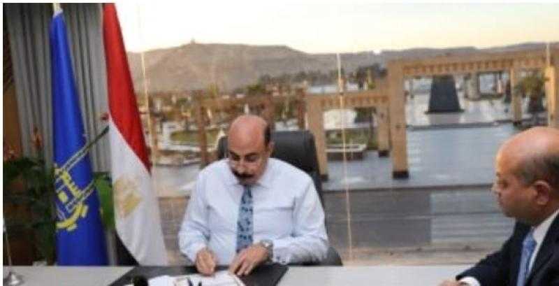 بنسبة نجاح 77.7%.. محافظ أسوان يعتمد نتيجة الترم الأول للشهادة الإعدادية