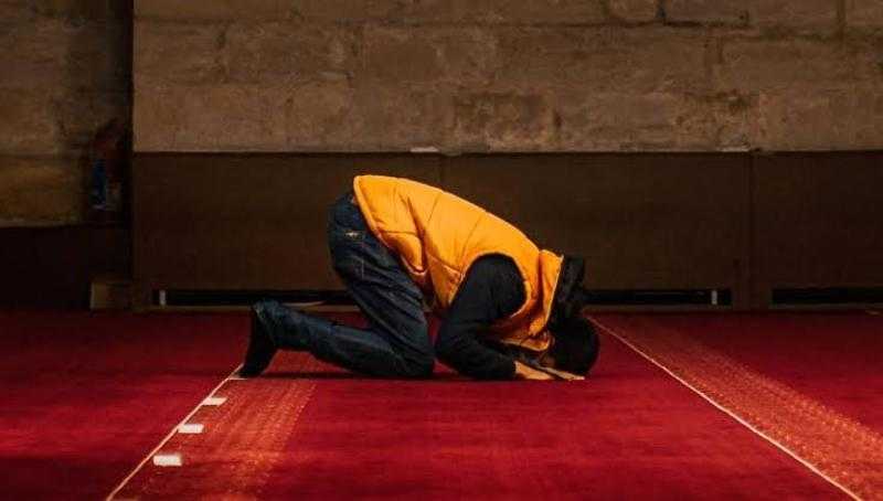 طريقة سهلة لقضاء الصلاة الفائتة.. لا تفوتك
