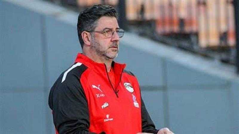 مفاجأة.. أيمن دجيش: روي فيتوريا رفض إقالة الجبلاية لـ فيتور بيريرا مرتين