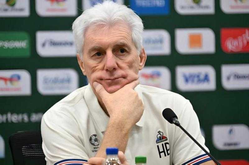 أول تعليق من مدرب جنوب إفريقيا بعد فشل التأهل إلى نهائي أمم إفريقيا