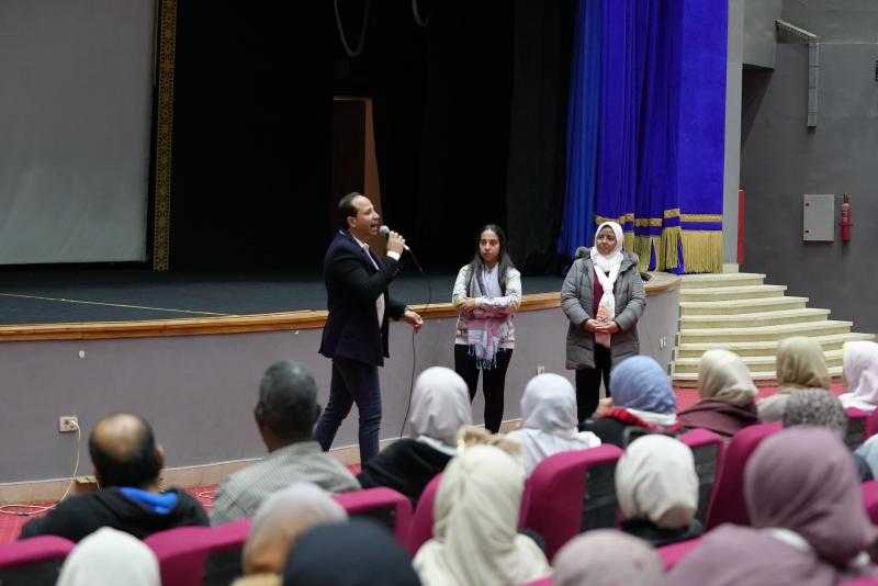 «كيفية اتخاذ القرار الصحيح».. لقاء ضمن برنامج إعداد الكوادر النسائية بملتقى أهل مصر