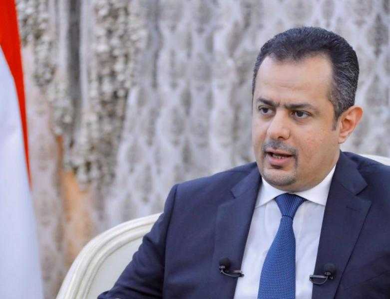 أحمد عوض بن مبارك يؤدي اليمين الدستورية رئيسا للوزراء باليمن