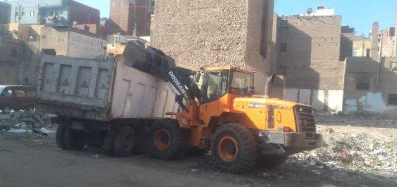 الوحدات المحلية بالإسماعيلية تواصل أعمالها في رفع المخلفات