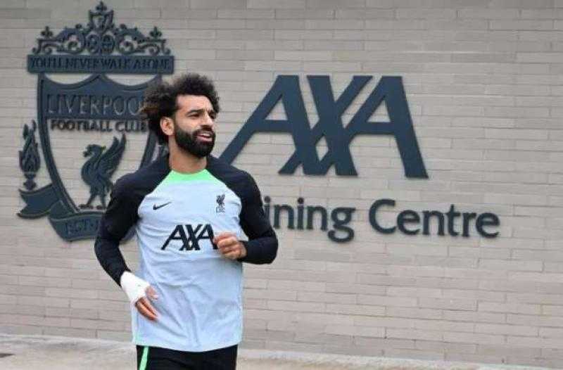 محمد صلاح يراقب مطالب مبابي لحسم مصيره مع ليفربول