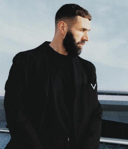 تصريحات نارية من كريم بنزيما عن تواجده في الدوري السعودي