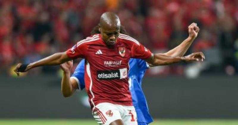 موقف بيرسي تاو من المشاركة مع الأهلي أمام شباب بلوزداد بدوري أبطال إفريقيا