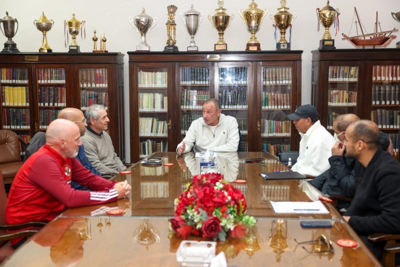 كواليس اجتماع محمود الخطيب مع كولر وقطاع الناشئين في الأهلي