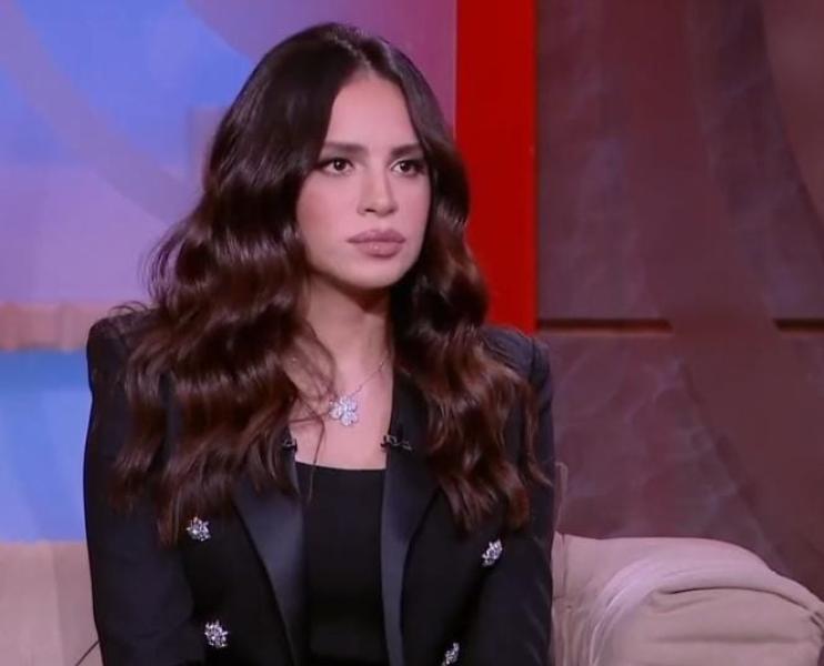 آمال ماهر مع عمرو أديب