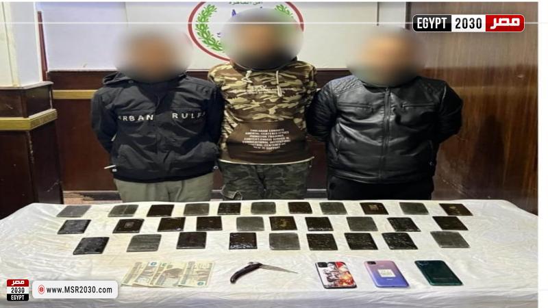 سقوط 7 عاطلين بحوزتهم  كميات من الحشيش والهيروين بالقاهرة