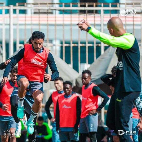 مران الزمالك.. جلسة بين جوميز وطبيب الفريق للحديث عن اللاعبين المصابين
