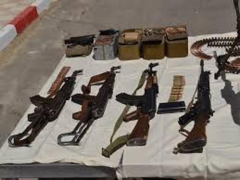 ضبط 4 بنادق و3 طبنجات بحوزة تاجر أسلحة في البدرشين