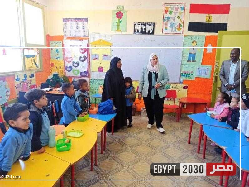 محافظ أسوان يكلف نائبته بمتابعة انتظام سير العملية التعليمية
