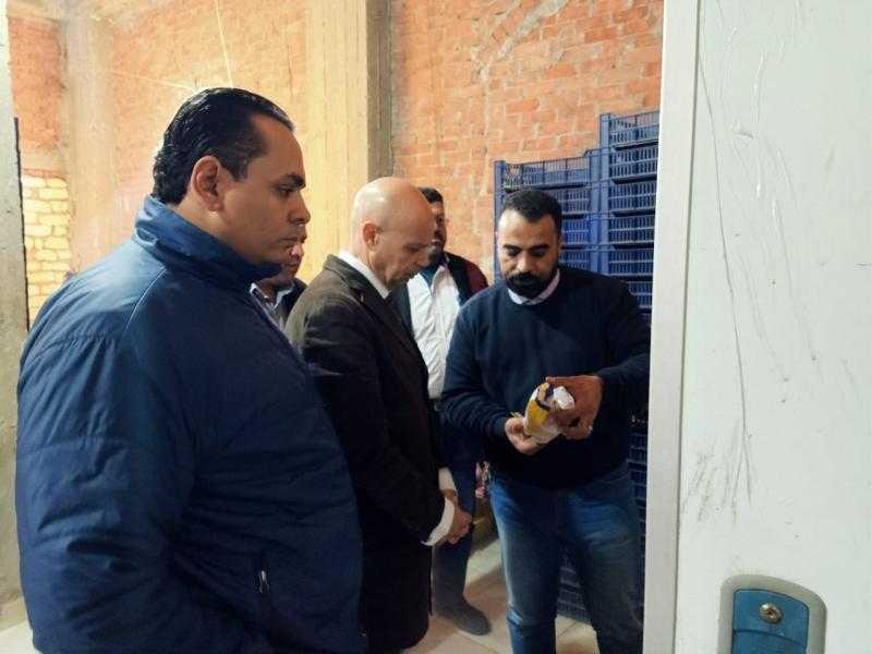 إعدام نحو نصف طن أغذية فاسدة بالزقازيق