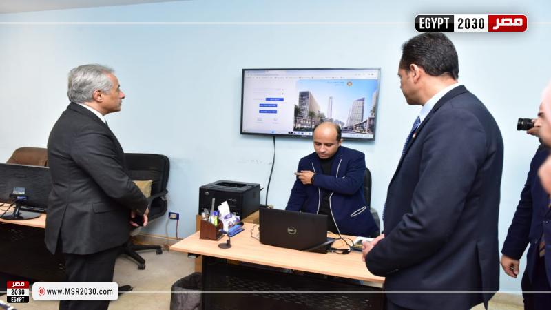 حسن شحاتة وزير العمل