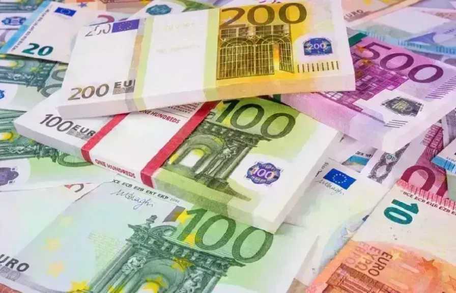ارتفاع العملة الأوروبية.. سعر اليورو اليوم الأربعاء في البنوك