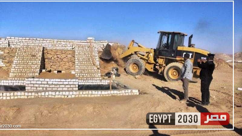 إزالة 23 حالة تعد على الأراضي الزراعية وأملاك الدولة بقرى مركز إدفو بأسوان