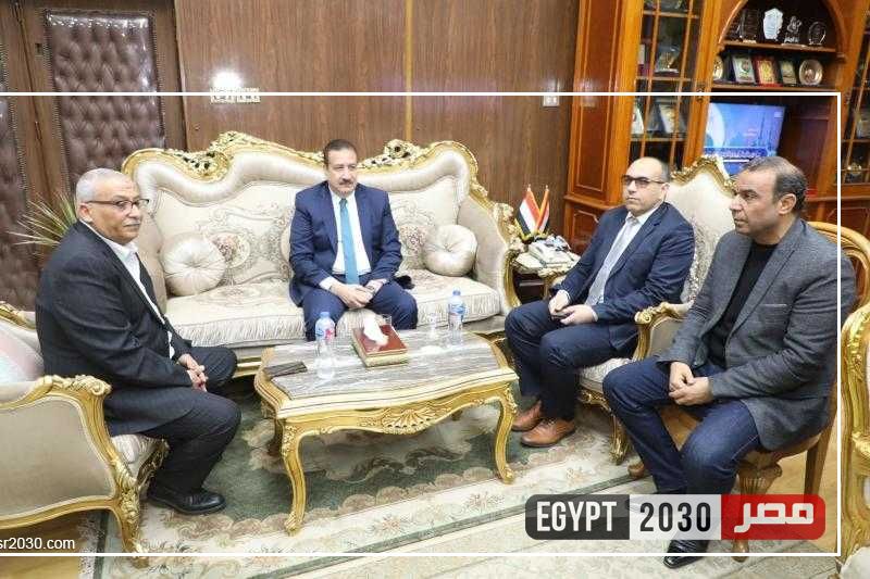 محافظ المنوفية يلتقي رئيس شركة ”بتروجاس” لبحث سبل التعاون