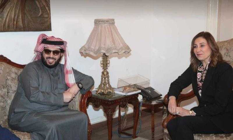 عمرو أديب: زيارة تركي آل الشيخ لوزارة الثقافة إيجابية ومبشرة