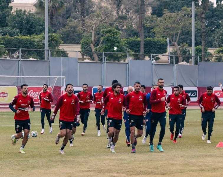 مران الأهلي| تدريبات بدنية وتقسيمة قوية.. و«كولر» يجتمع باللاعبين