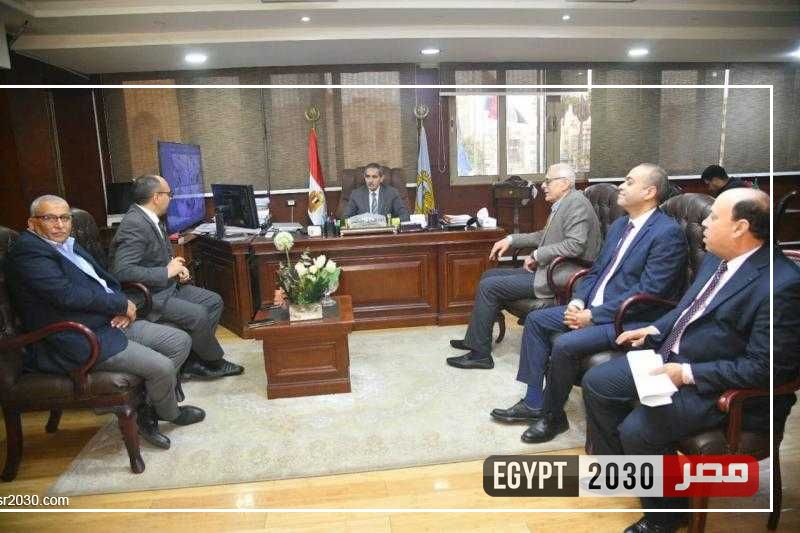 محافظ الغربية يلتقي رئيس شركة بتروجاس