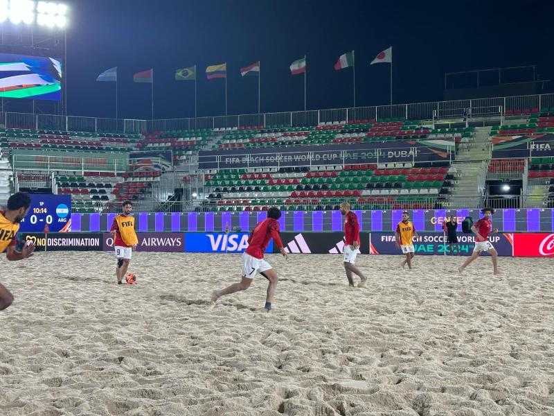 منتخب الشاطئية يخوض تدريبه الرئيسي استعدادا لمواجهة الإمارات في افتتاح كأس العالم