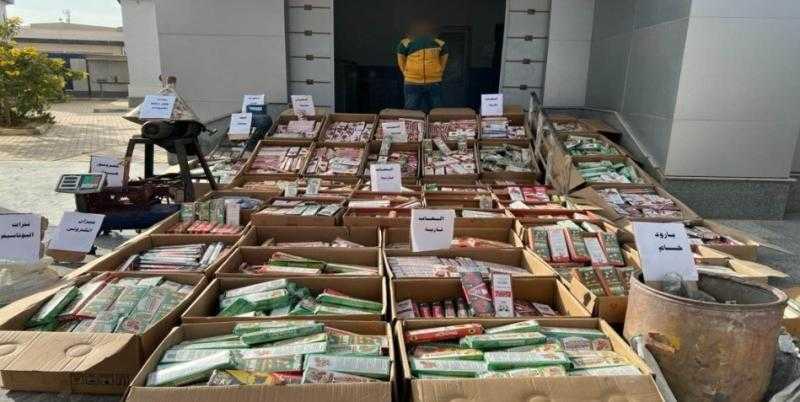 ضبط 2.2 مليون قطعة ألعاب نارية داخل مصنع بالفيوم